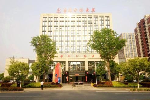 松江泗泾地铁站旁嘉南红塔大厦精装300平办公室